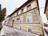 Apartament cu 3 camere , strada Castanilor