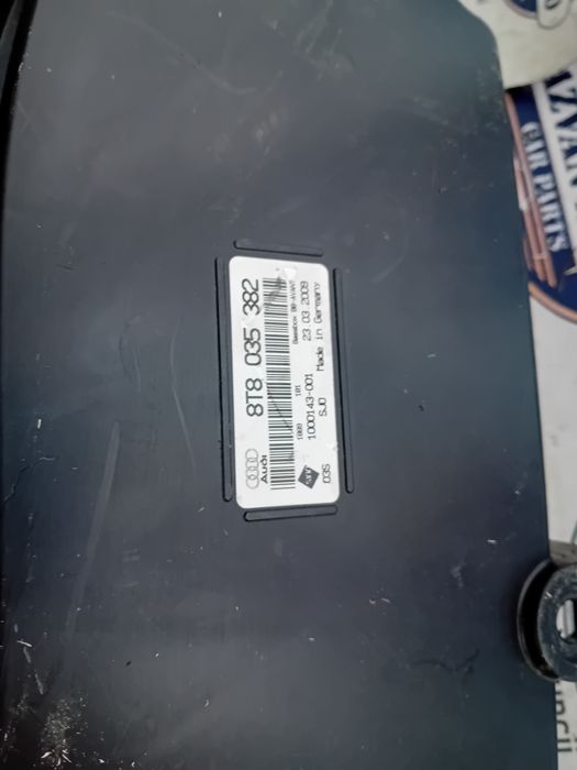 subwoofer spate original  audi a4 b8