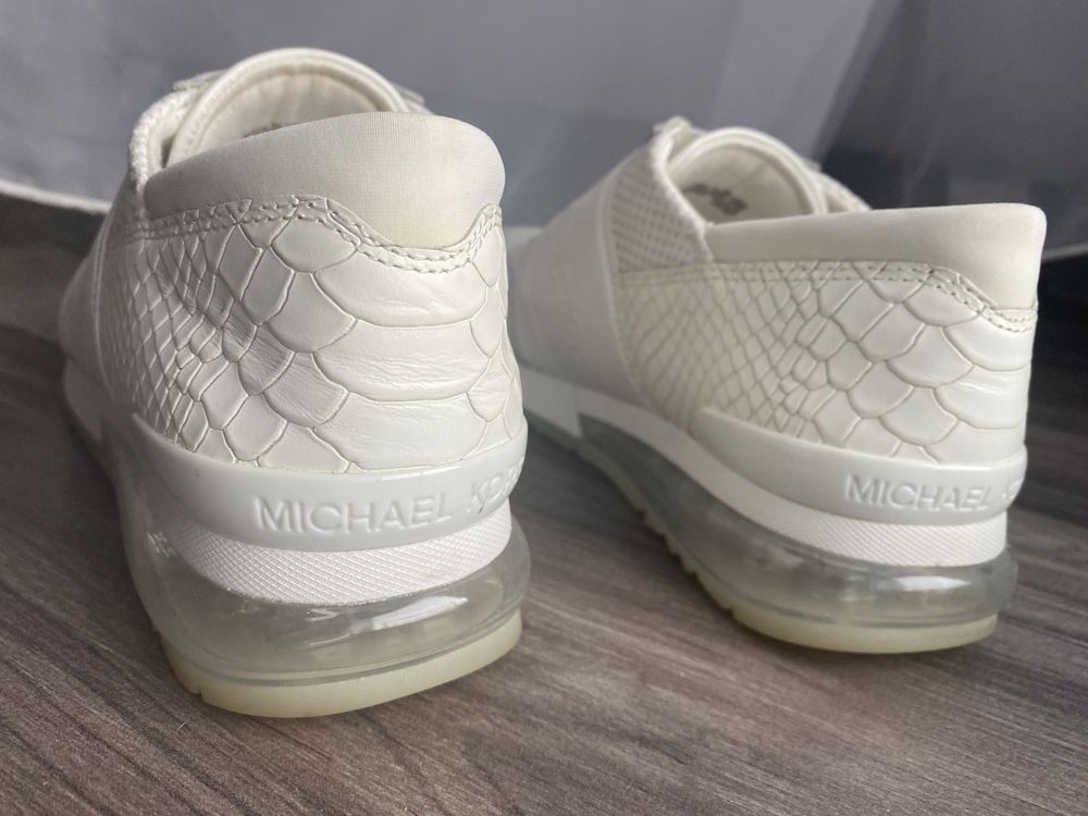 Лот дамски маратонки Nike/Fila/Michael Kors