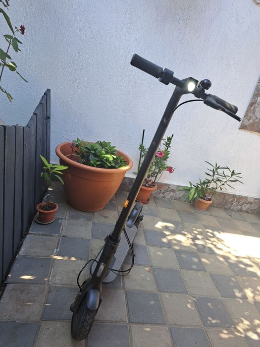 Trotineta xiaomi essential