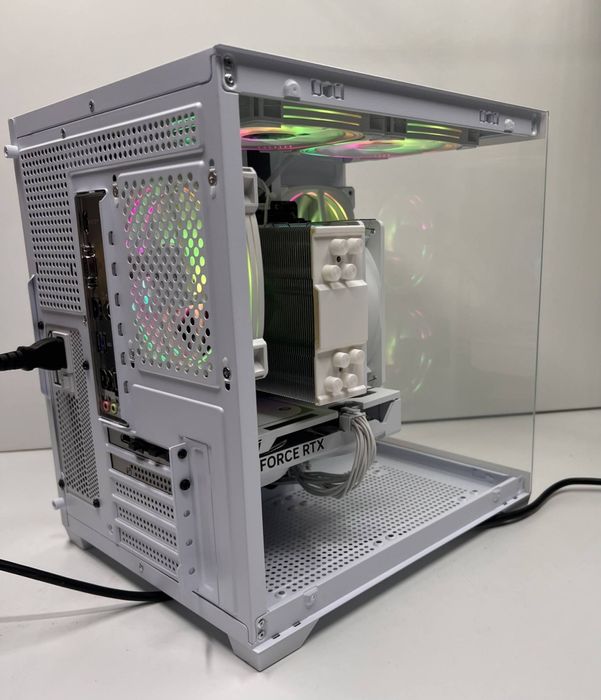 PC Gaming Eagle i5 | 14400F | RTX 5060 Alb | 32GB DDR4 | SSD 1TB NVMe