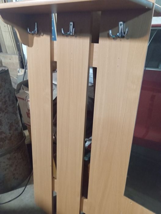 Продам прихожую б/ у. Состояние хорошее