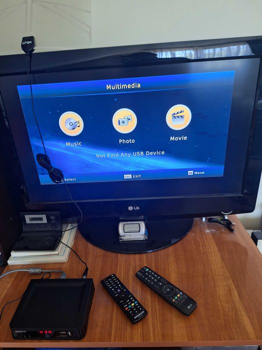 Receptor receiver Digital Terestru TV Tuner DVB-T2  Full HD 12 posturi
