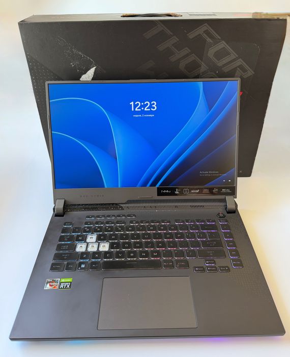 геймърски лаптоп Asus Rog Strix G513RC