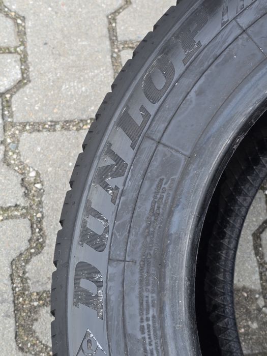 225 60 17 Dunlop