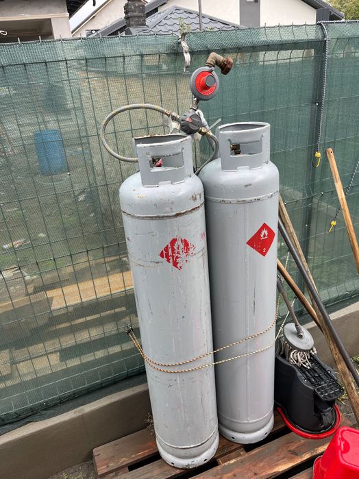 Butelii 2 buc.80l cu kit de montaj