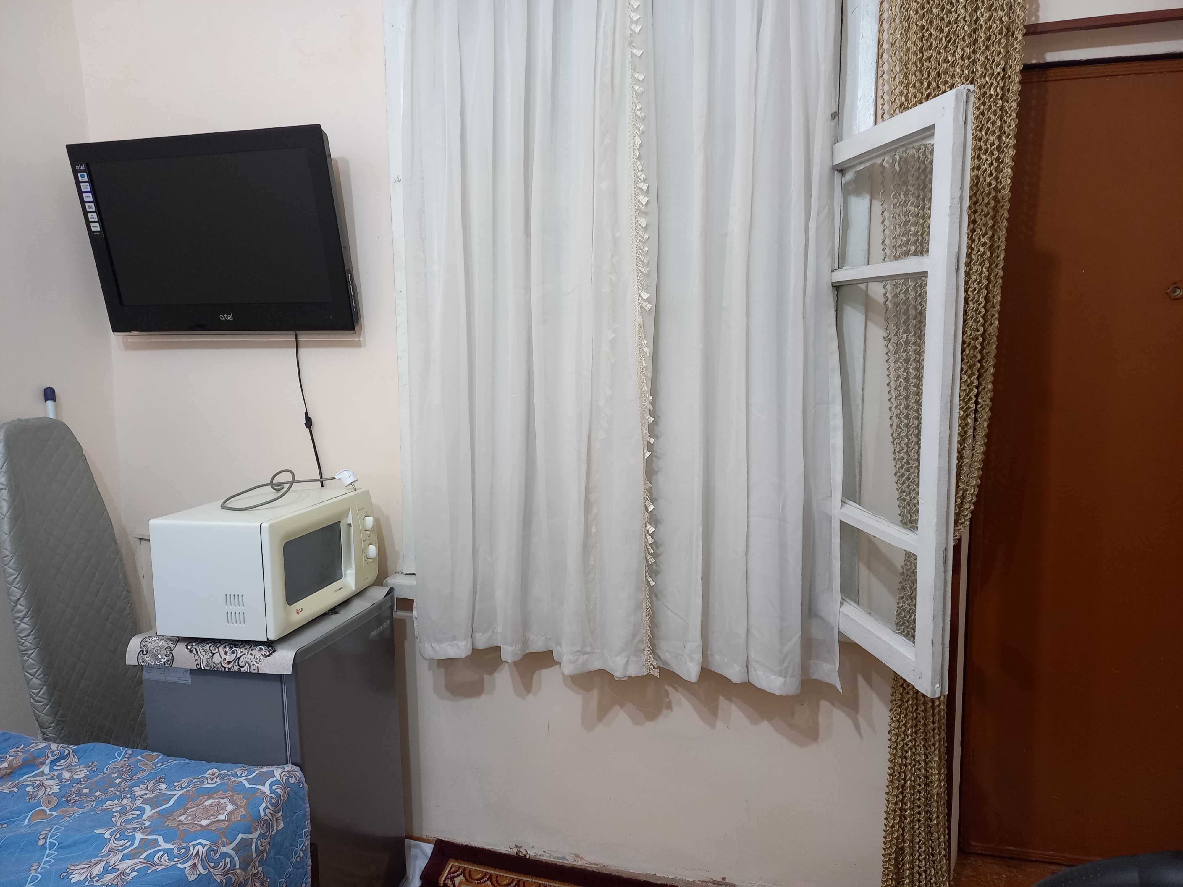 Узбумда 1 хонали уй ижарага берилади.