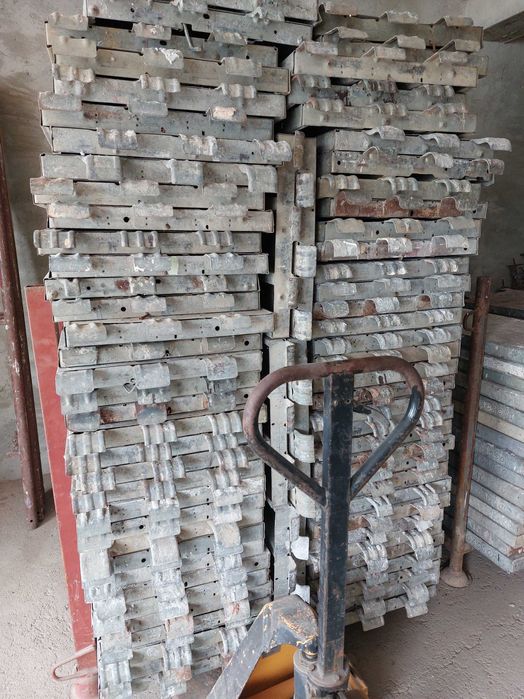 Schela metalica constructii