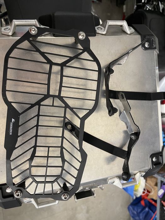 Vand ghidon moto BMW K53 si protectie Touratech pentru far BMW R1200GS