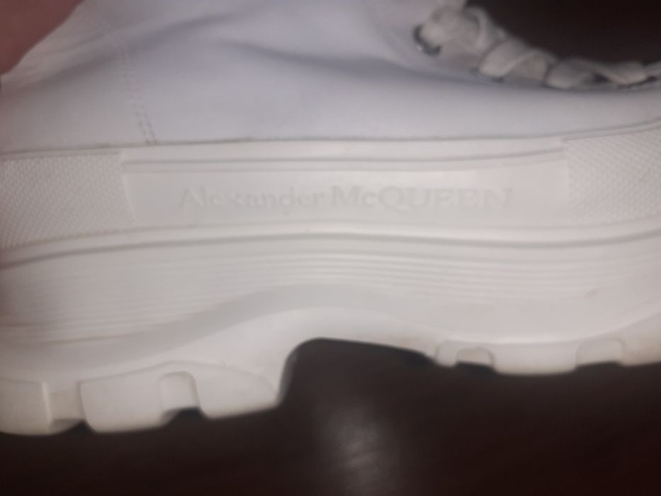 Продам обувь зимние оригинал ALEXANDER MCQUEEN