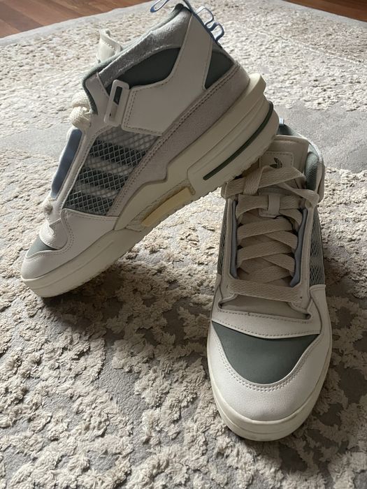 Adidasi si ghete de iarna