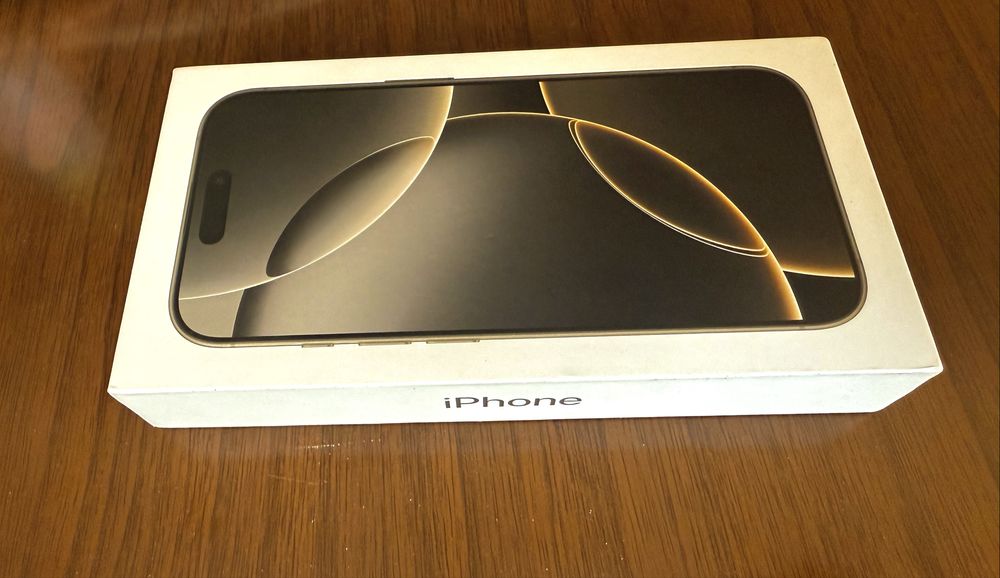 Нов ! Iphone 16 pro 256GB Natural Titanium