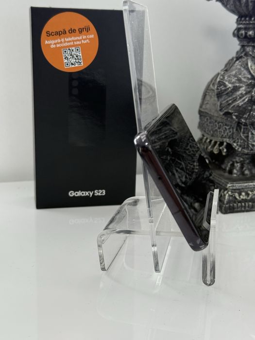 Vand samsung s23 de 256 gb impecabil