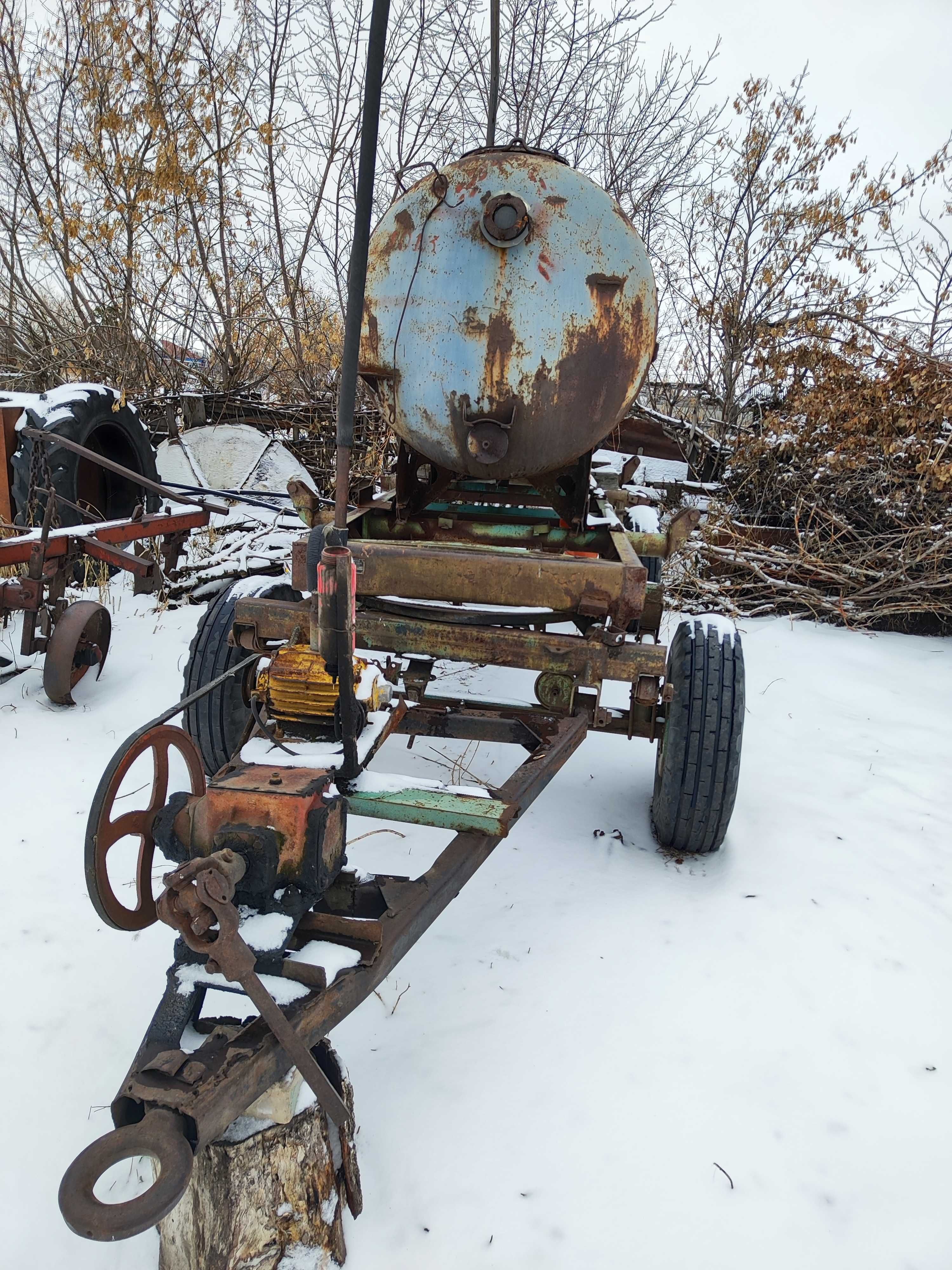 Продам Бочку Прицеп Плуг Сенокоску