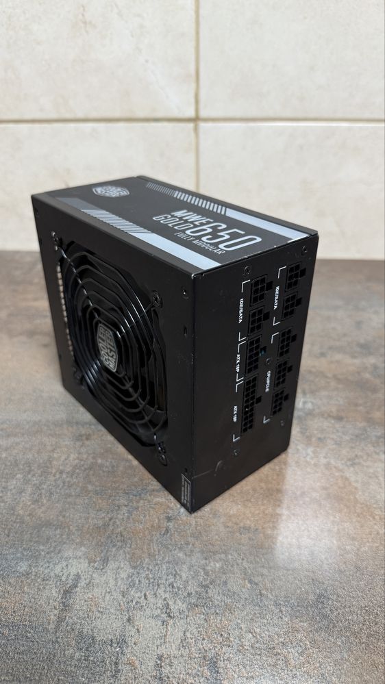 Sursa PC Cooler Master 80 plius GOLD full modular