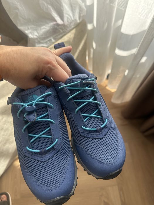 Кроссовки для мальчика the north face