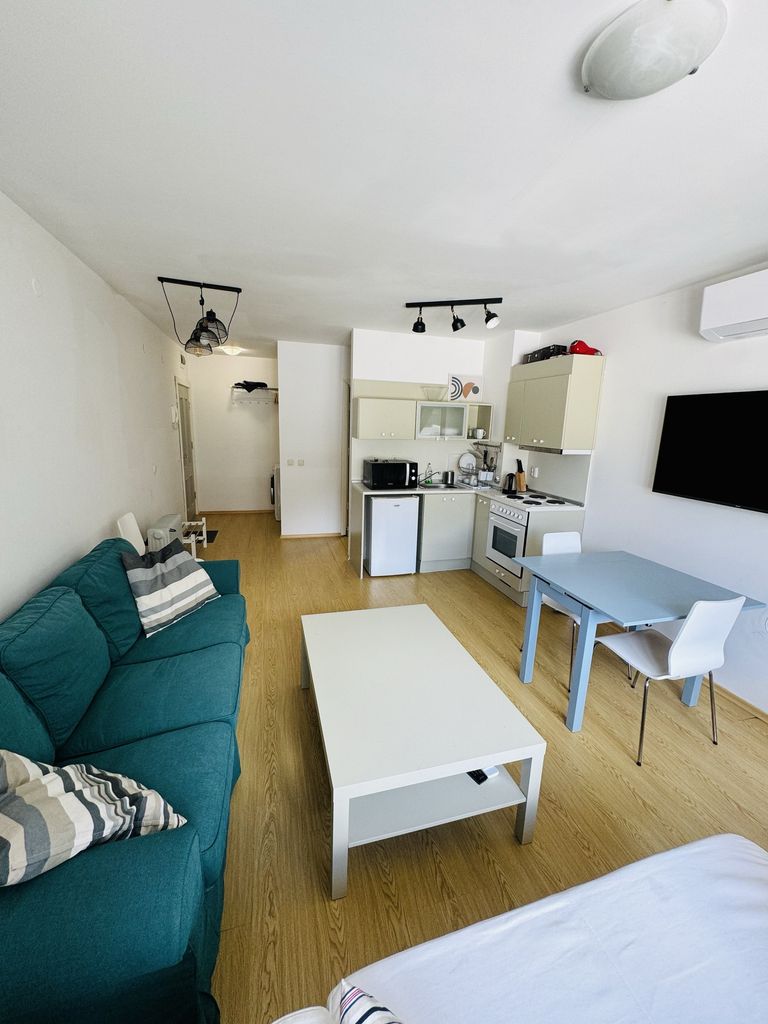Дава се под наем Двустаен апартамент в Банско - 80 кв.м за 357 € - Снимка #2