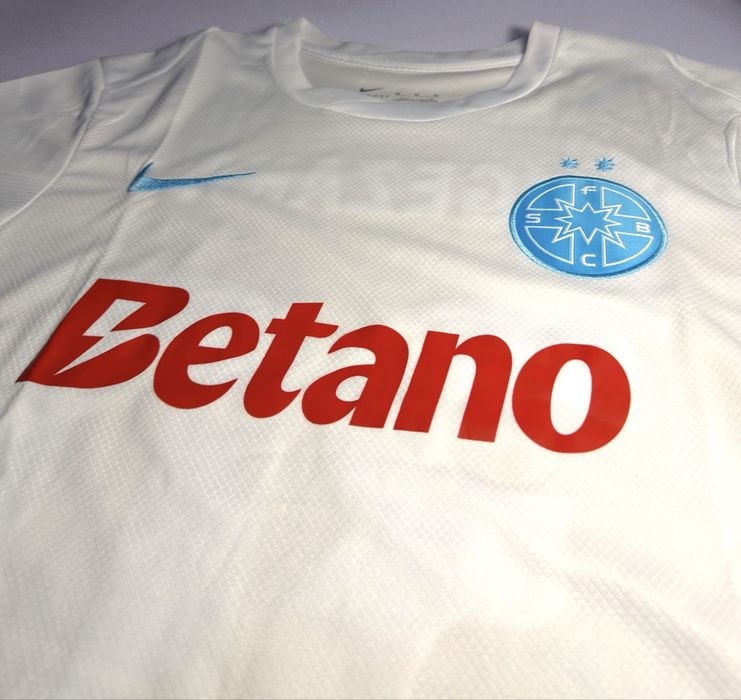 FCSB 25/26 Away ( Ngezana 30 ) M