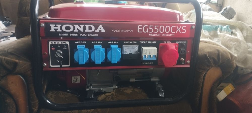 Продаю электро станцию, новая не разу не пользовалась