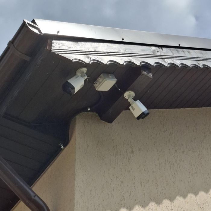 Camere supraveghere, alarma efractie, potti automatizate