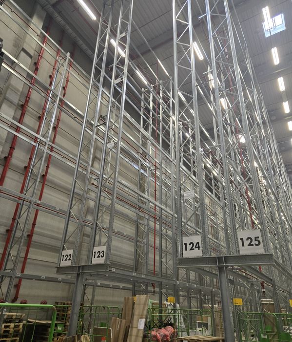 Rafturi pentru paleți industriale