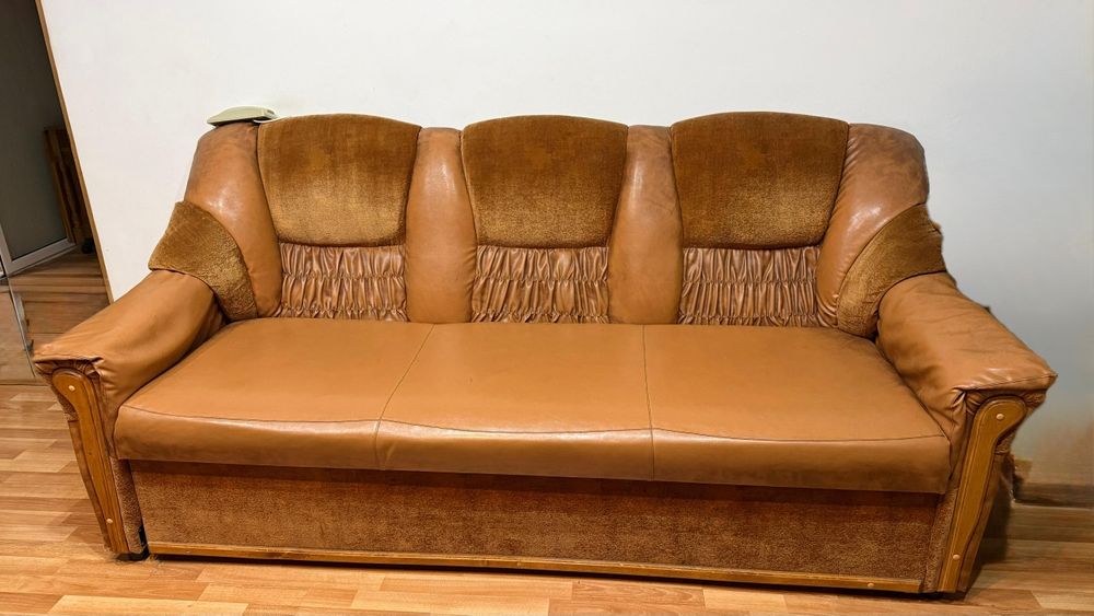 Vând mobila sufragerie completa