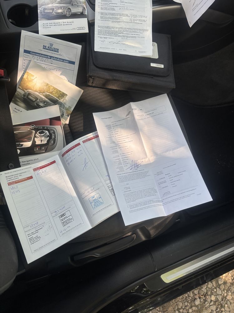 Audi A4  Facelift. B 8,5  automat  Led/carte service  Bi-xenon/ Navi