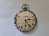 Продавам старинен джобен руски часовник "Кристал".