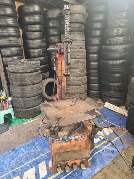 Aparat dejantat*220w* 1000 lei*