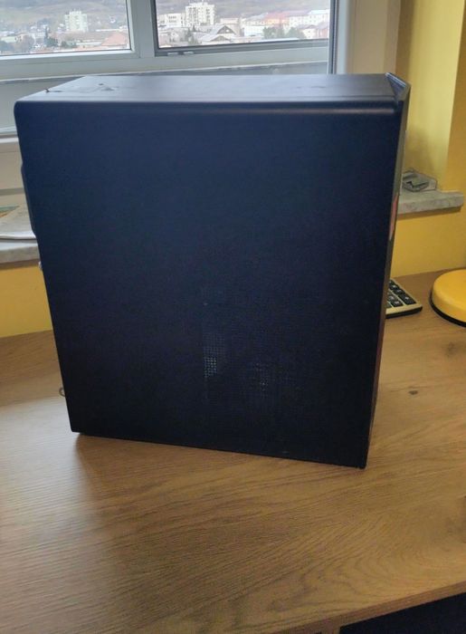 Vând calculator HP Pavilion