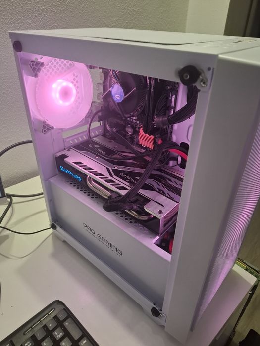 Calculator cu i7 7600k , 16g ram , video 4 g dedicata, gta5