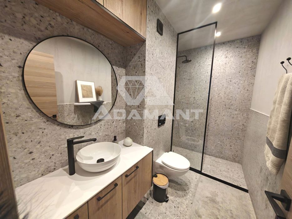 Продава се Тристаен апартамент в София, Дружба 2 - 90 кв.м за 3393 €/кв.м - Снимка #2