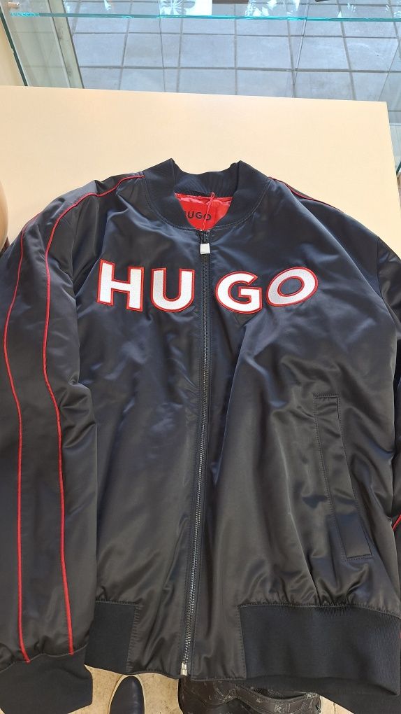 Оригинален Бомбър HUGO
