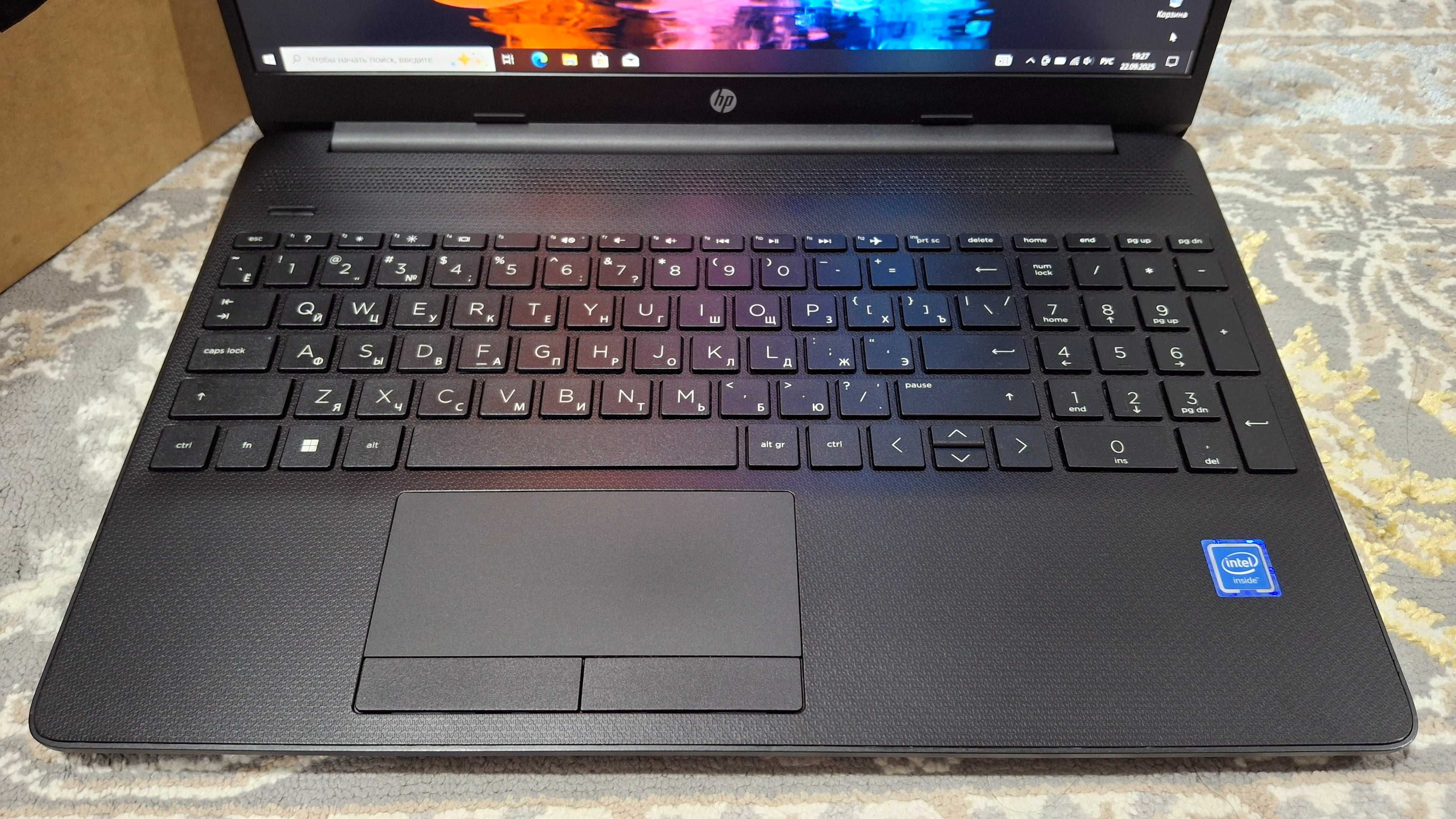 Продается ноутбук HP Laptop новый