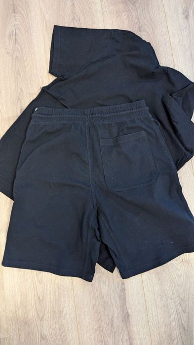 Черни къси панталони/М/+тениска/170см