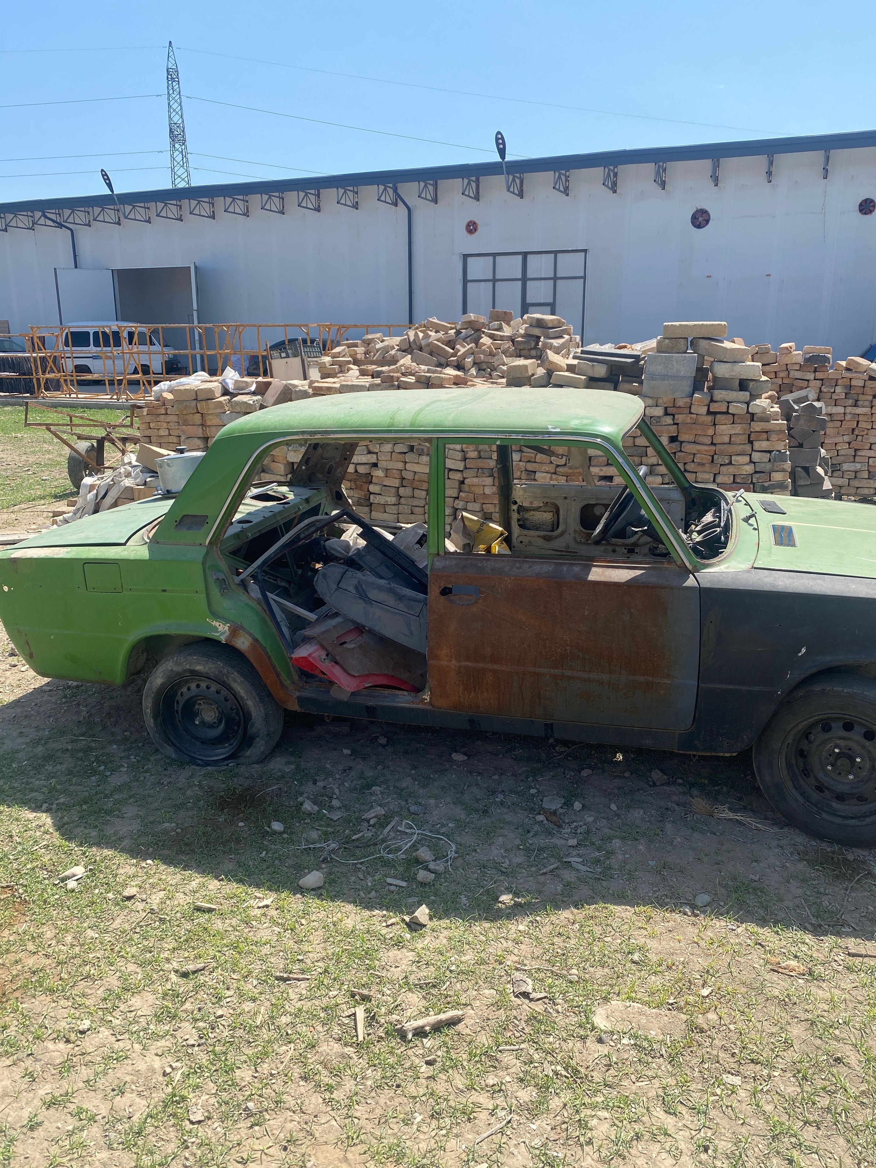 Vaz 2106 sotiladi Dakumentalni Yili 1983