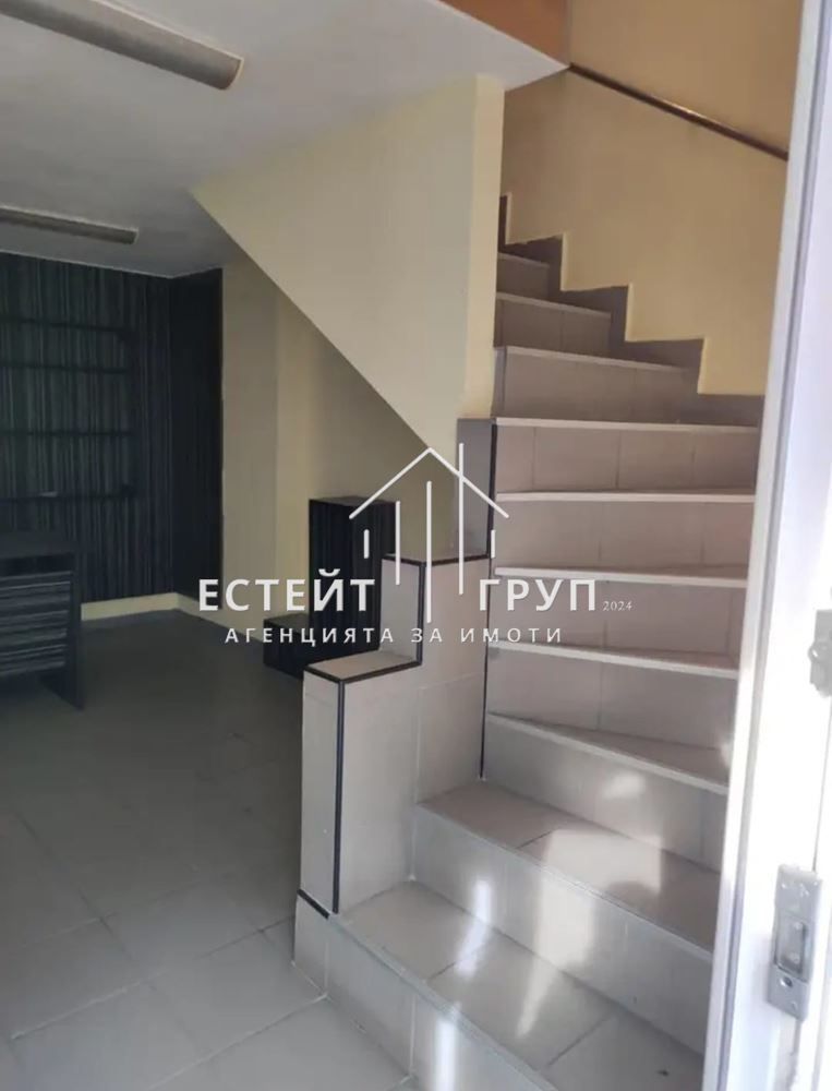Дава се под наем Офис в Варна, Лятно кино Тракия - 95 кв.м за 510 € - Снимка #1