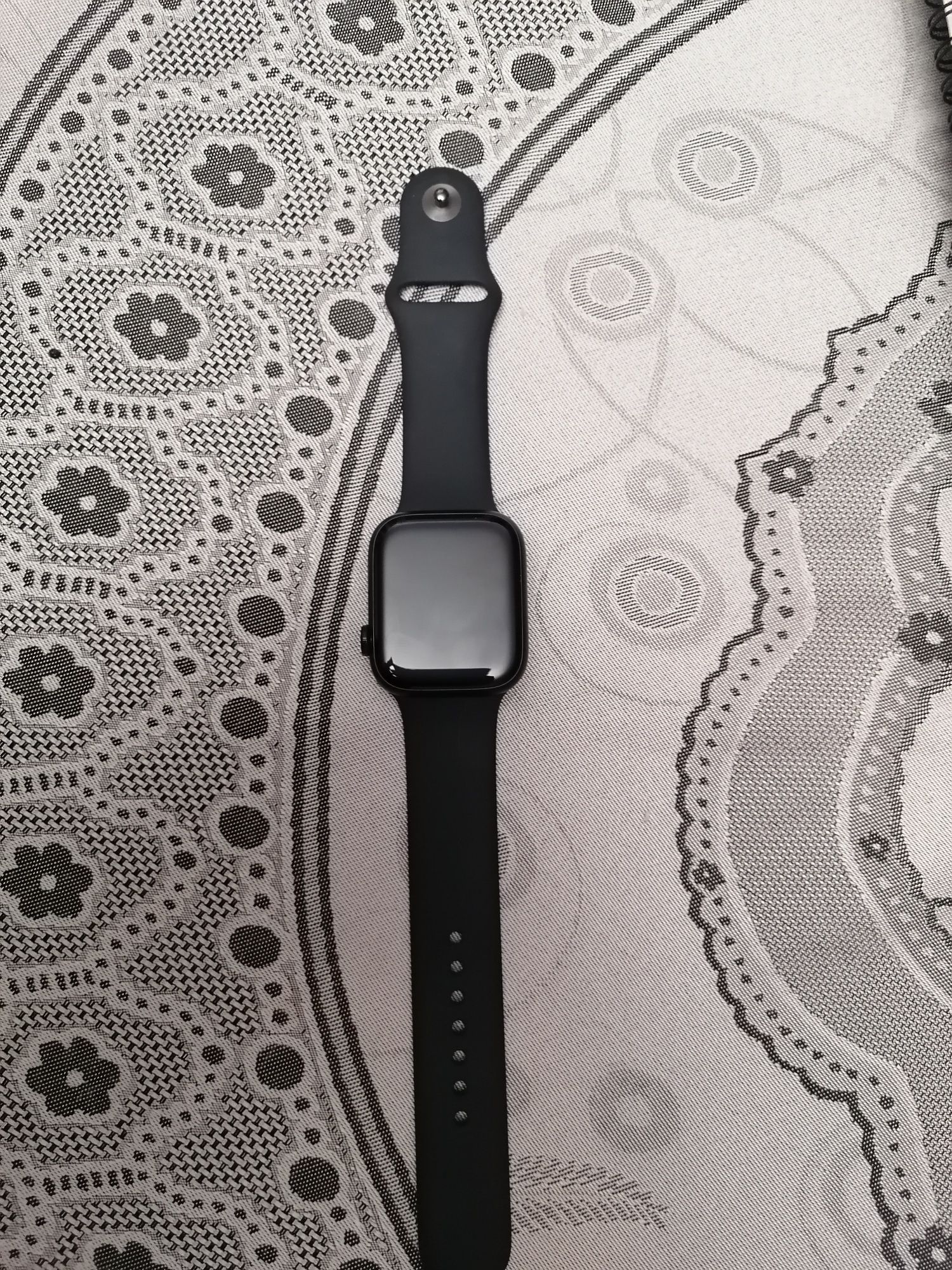 Продавам apple warch series 8
