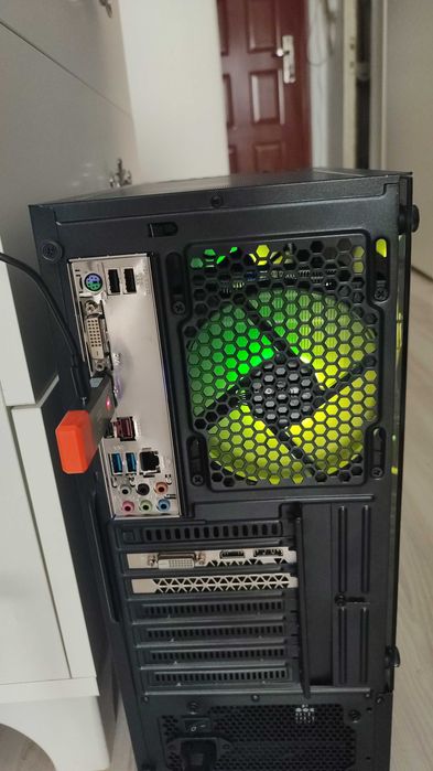 Sistem Desktop Pc Gaming Diamond IntelCore I7 9700 pana la 4.7Ghz,32GB