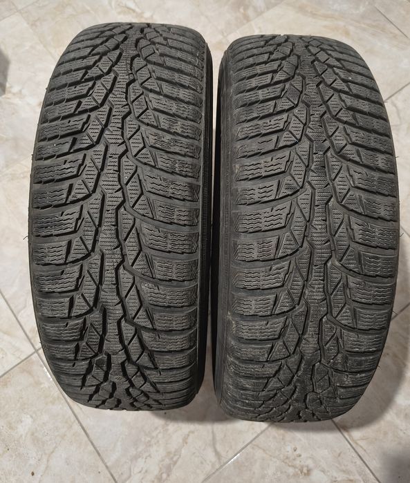 2 anvelope de iarna 195 65 r15 Nokian