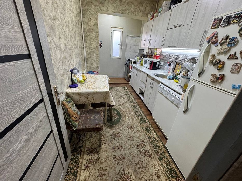 Продаётся квартира 3/6/9. Массив М.Риёзий (Чизельный). Паркент базар