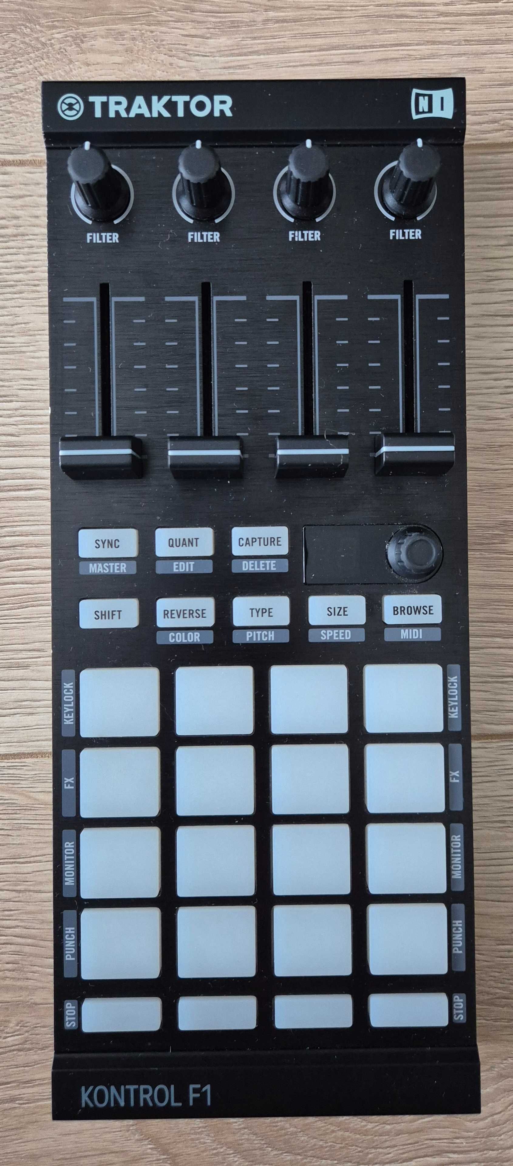 Traktor Kontrol S8 + Kontrol X1 MK2 + Kontrol F1 + Kontrol Z1 + SC5