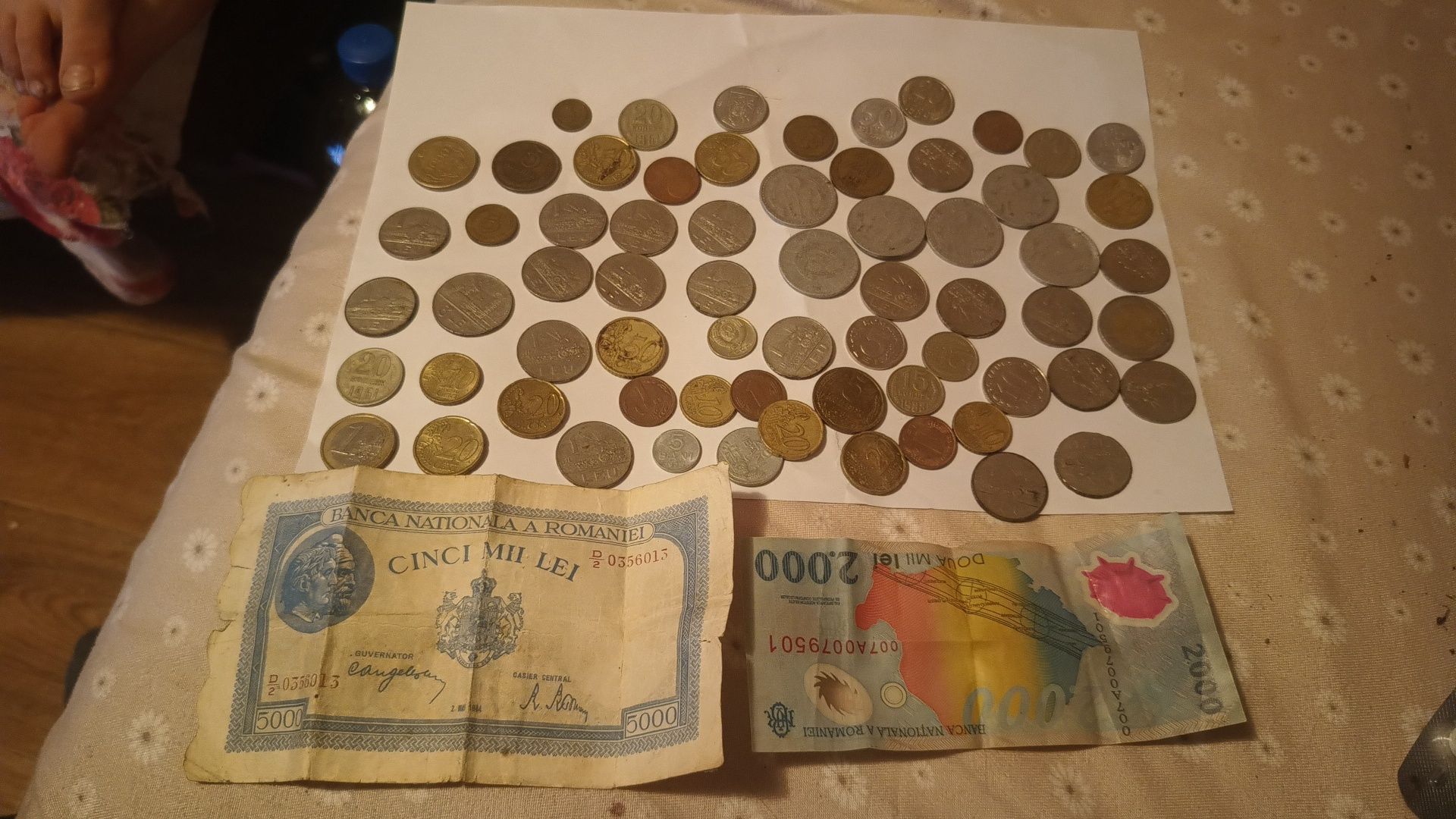 Monezi vechi de peste 35-40 ani