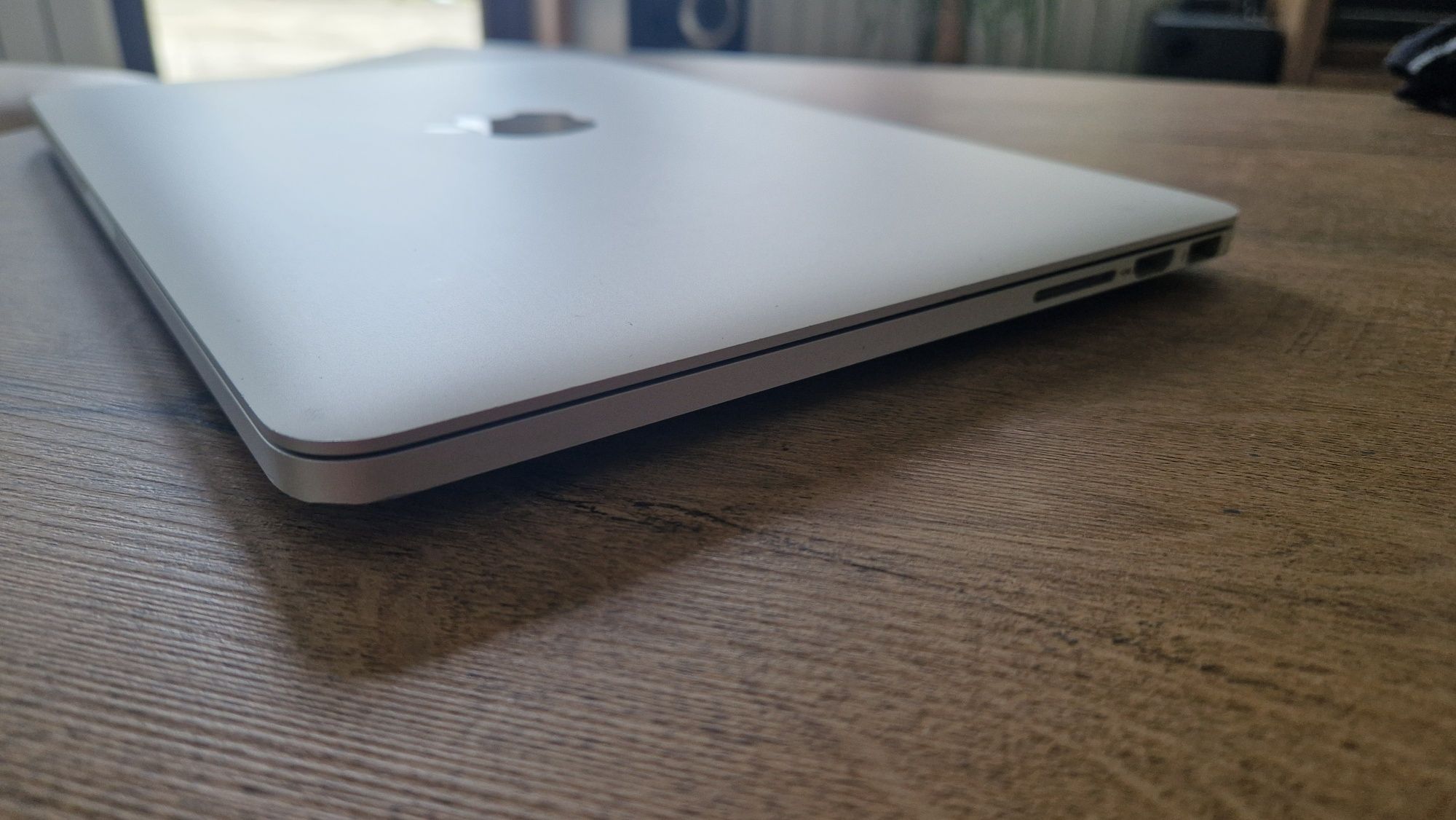 Macbook Pro (Reina, 13-inch, Early 2015)