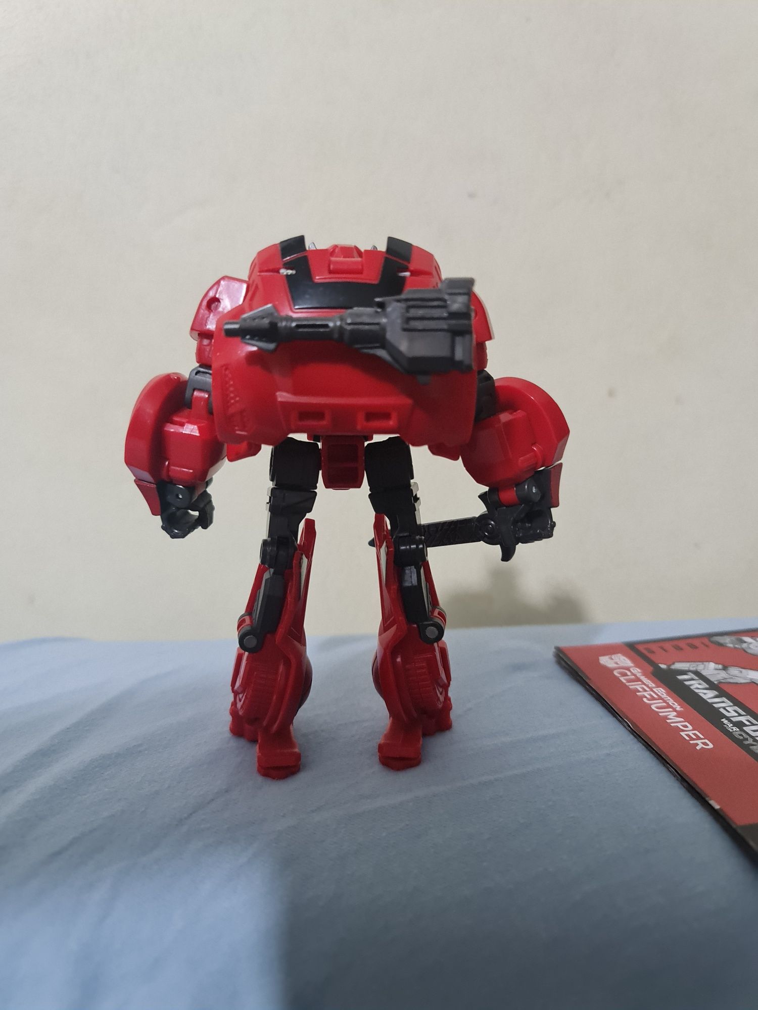 Transformers Studio Series gamer edition Cliffjumper