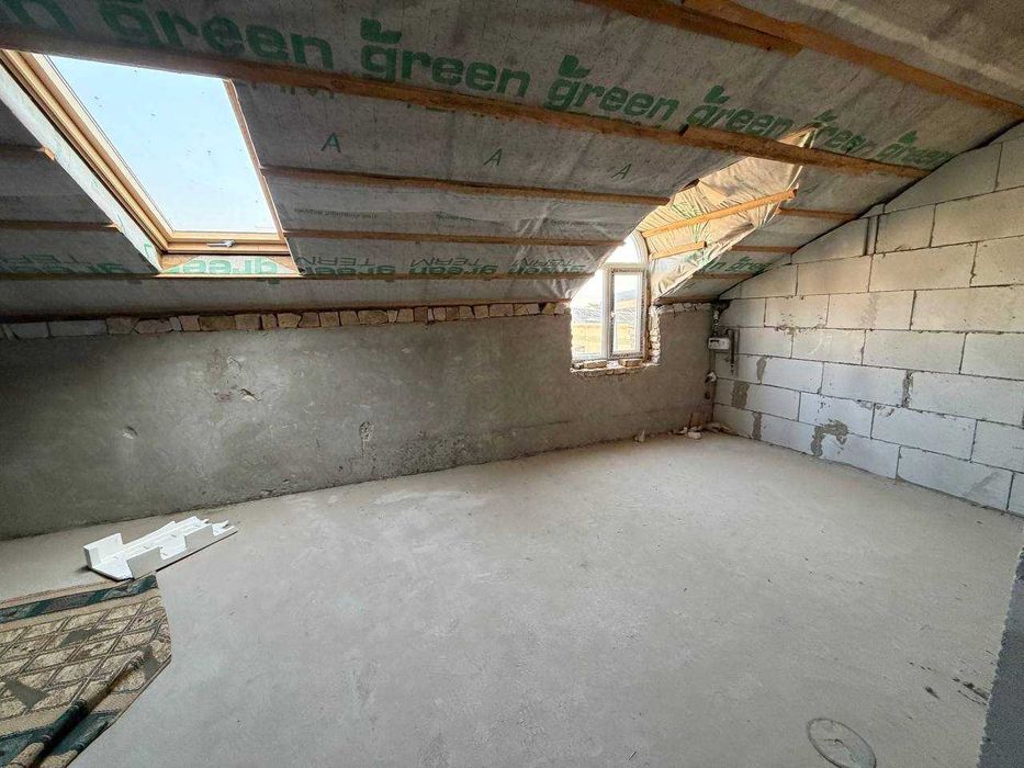 Продаётся 3х комн квартира на 8 этаже Ор-р Крытый рынок