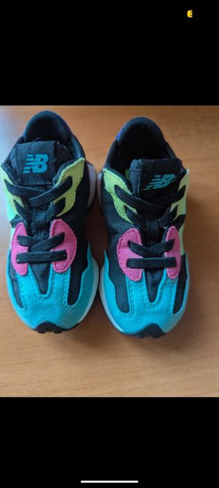 Adidași fetite New balance  mărimea 22