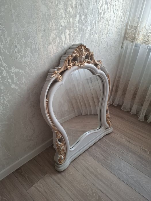 Зеркало дизайнерское