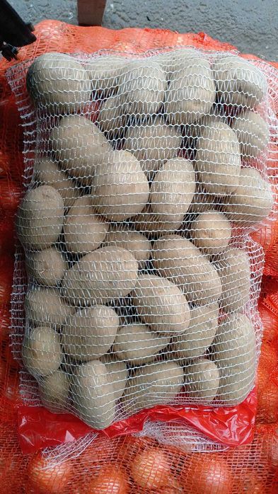 Vand cartofi de Franta