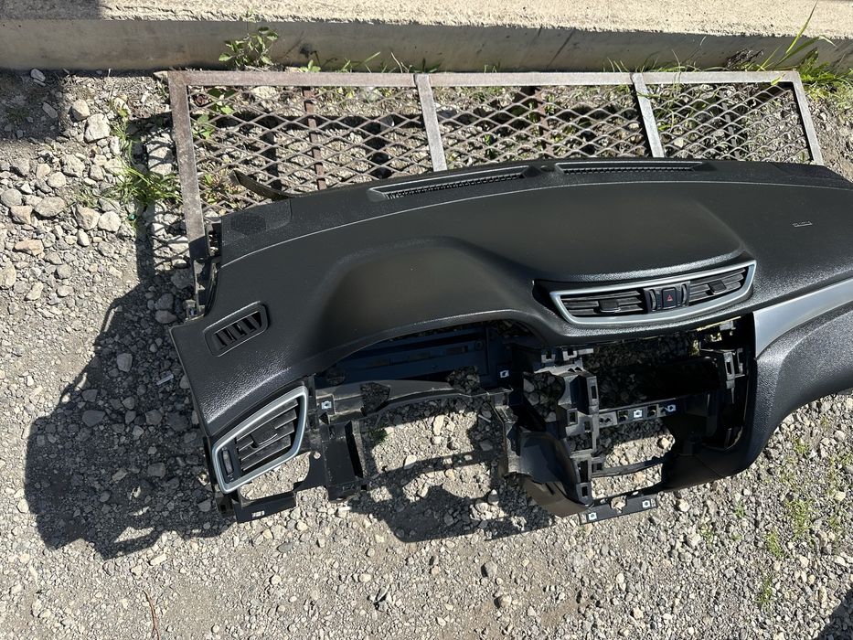 Табло със десен airbag за Нисан Кашкай j11 след 2017г.!